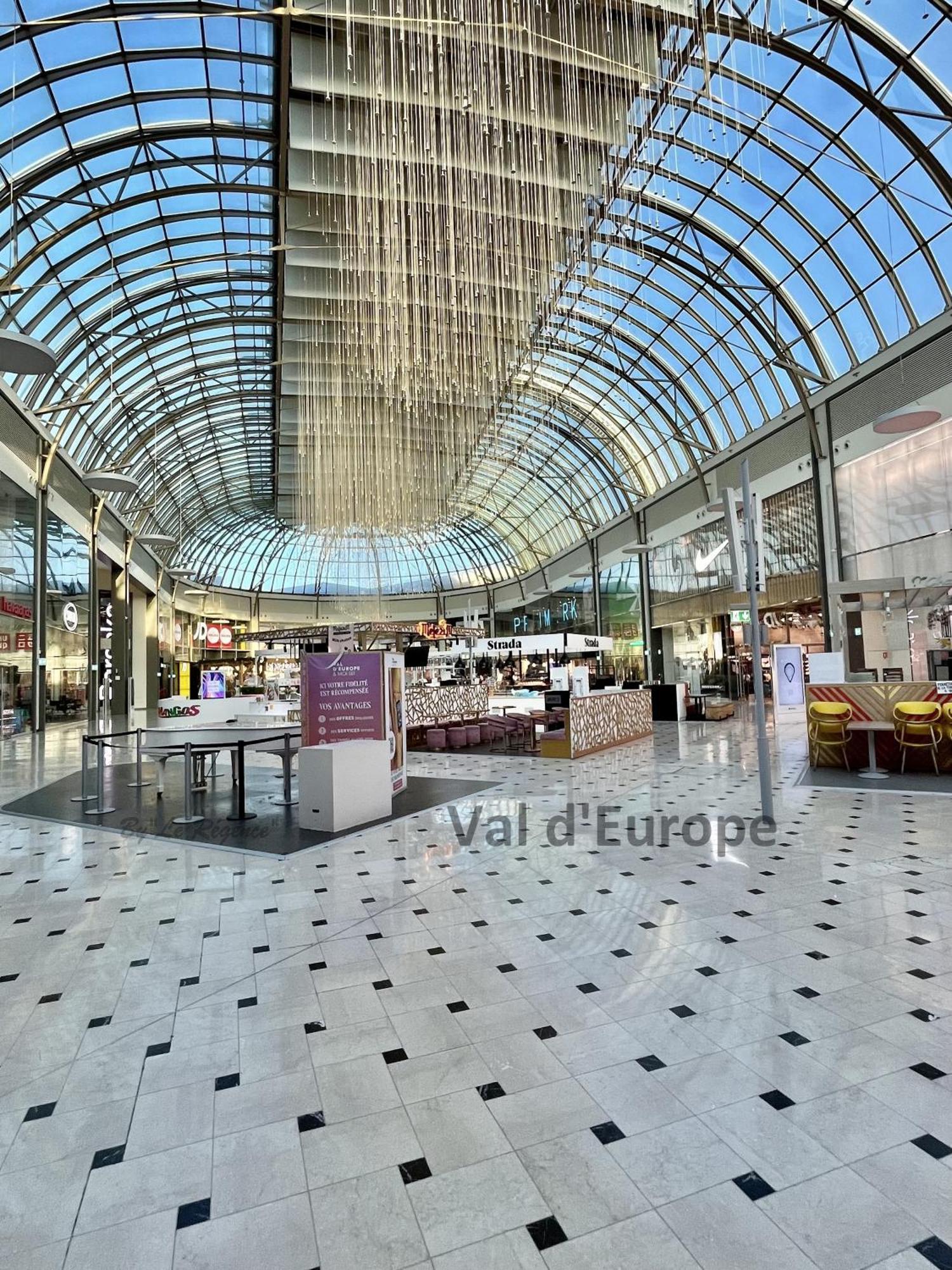 Le Regence, Terrasse, Serris Disney エクステリア 写真